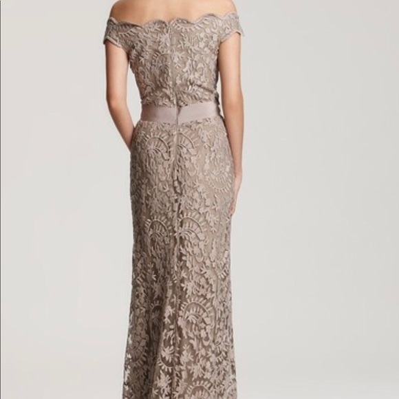Tadashi Shoji Nwt Embroidered Lace Gown 